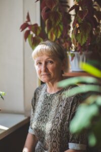 dealing with an elderly narcissistic mother 